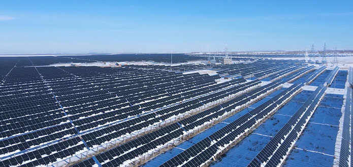 Suntech Helps Zhangbei Hengfeng in Connecting the 500,000-kW Grid Parity Project to the Power Grid