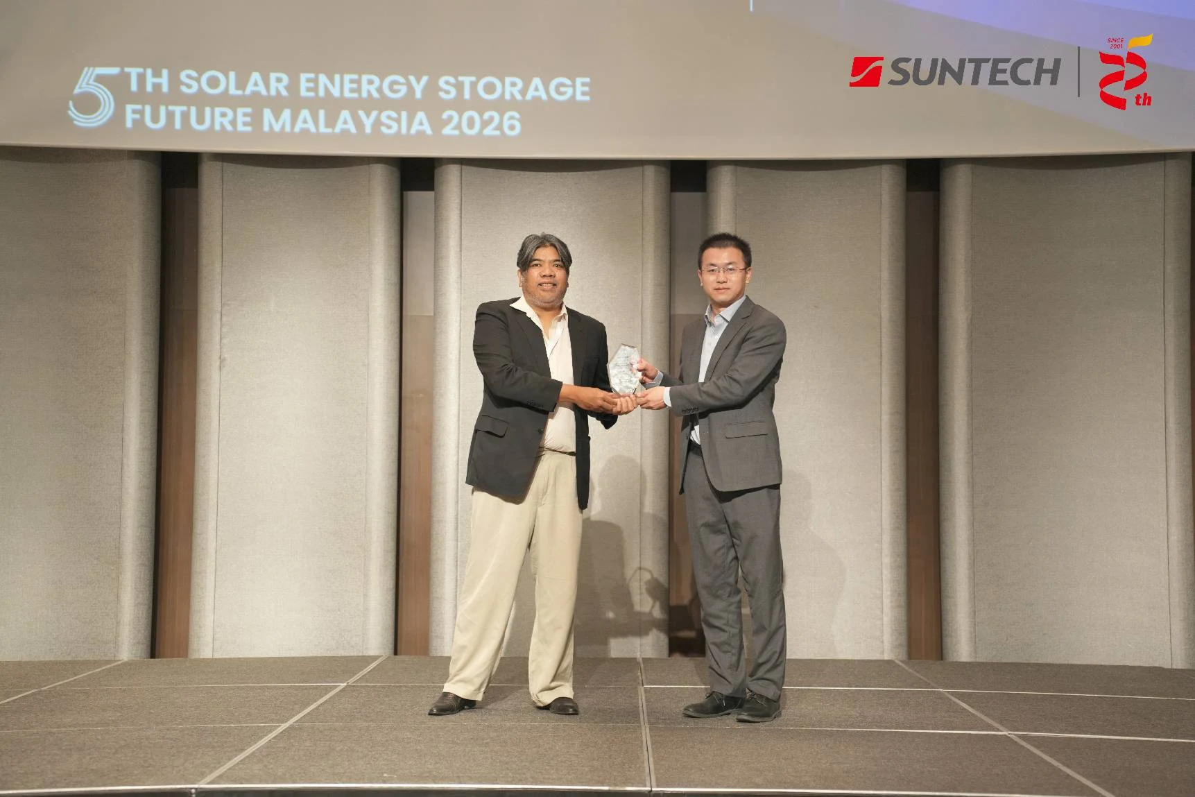 Suntech Participates in Solar Energy Storage Future Malaysia 2026 and Receives Renewable Energy Collaboration Award